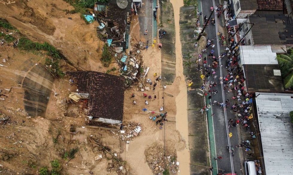 Deslizamentos Enchentes E Mortes As Consequências Do Descaso Do Poder Público Cclf Centro 