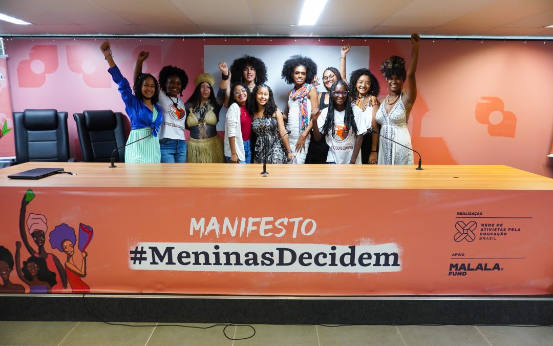 Eleições 2022: Em manifesto, meninas exigem educação plural e fim da exclusão escolar